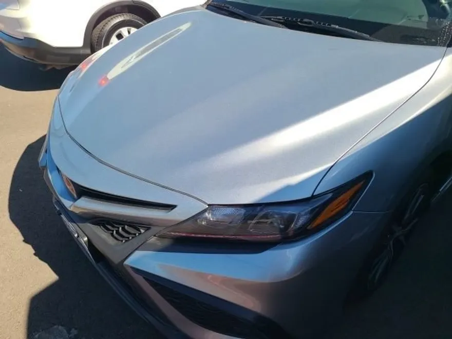 2023 Toyota Camry SE photo 1