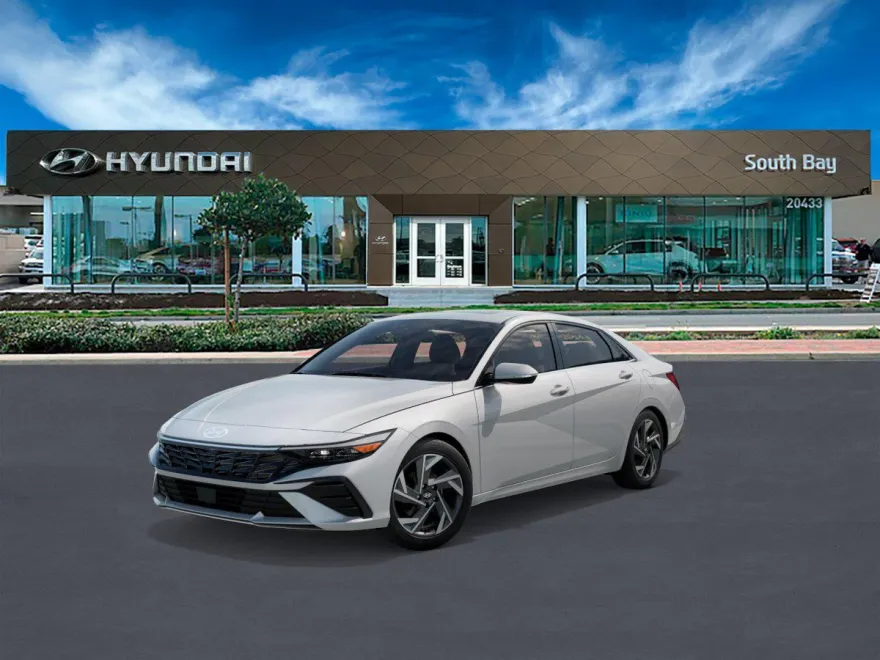 2025 Hyundai Elantra Limited photo 1