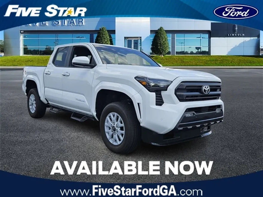 2024 Toyota Tacoma SR5 photo 1
