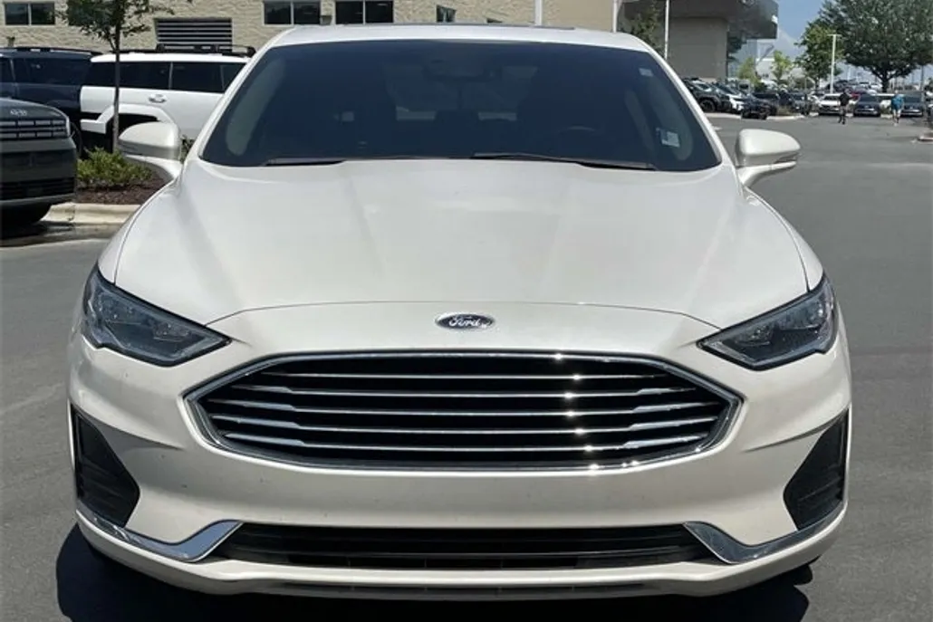 2020 Ford Fusion Hybrid SEL photo 1