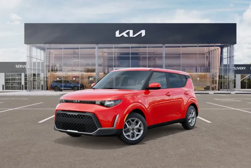 2025 Kia Soul LX photo 1