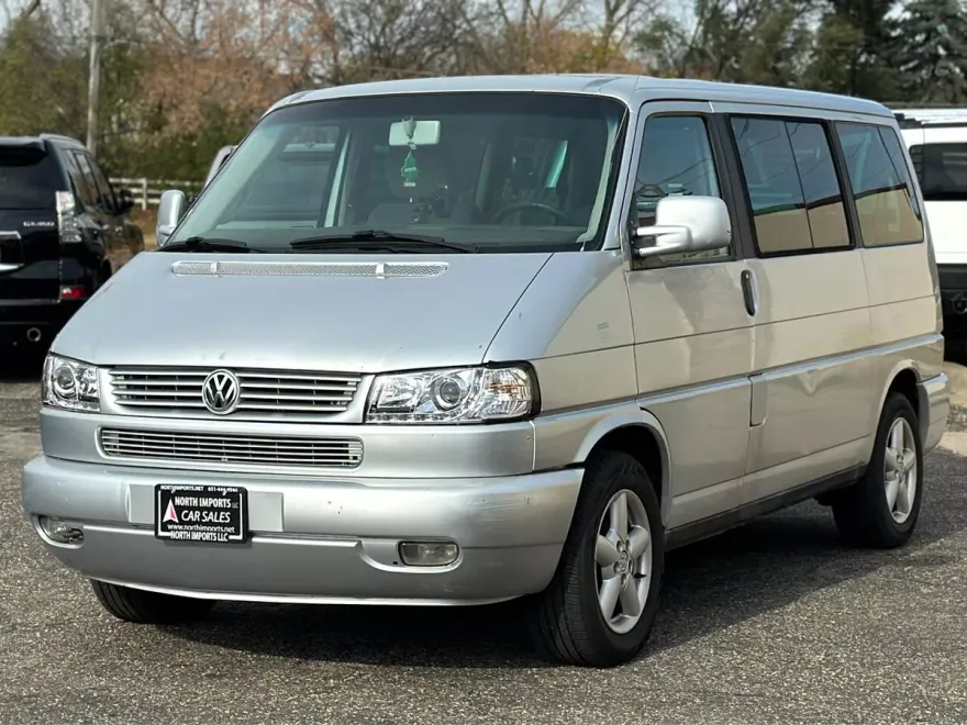 2002 Volkswagen EuroVan MV photo 1