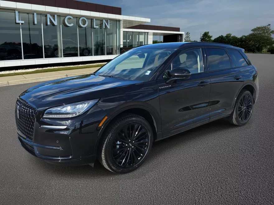 2026 Lincoln Corsair Premiere photo 1