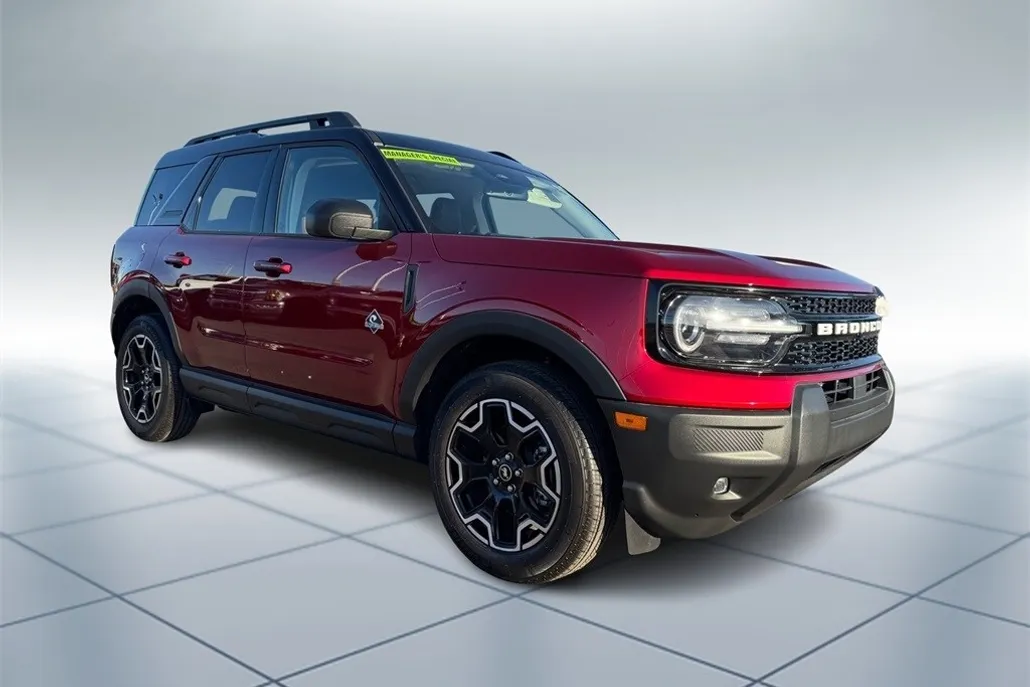 2025 Ford Bronco Sport Outer Banks photo 1