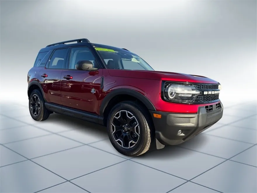 2025 Ford Bronco Sport Outer Banks photo 1
