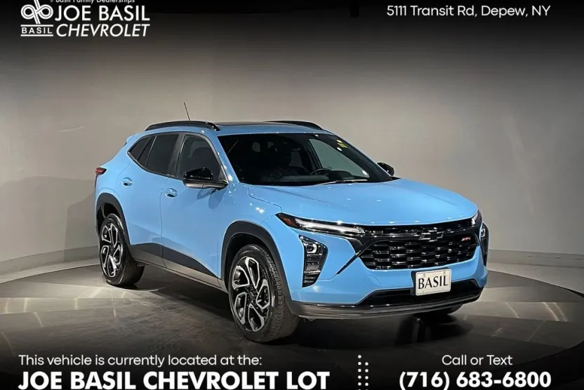 2024 Chevrolet Trax photo 1