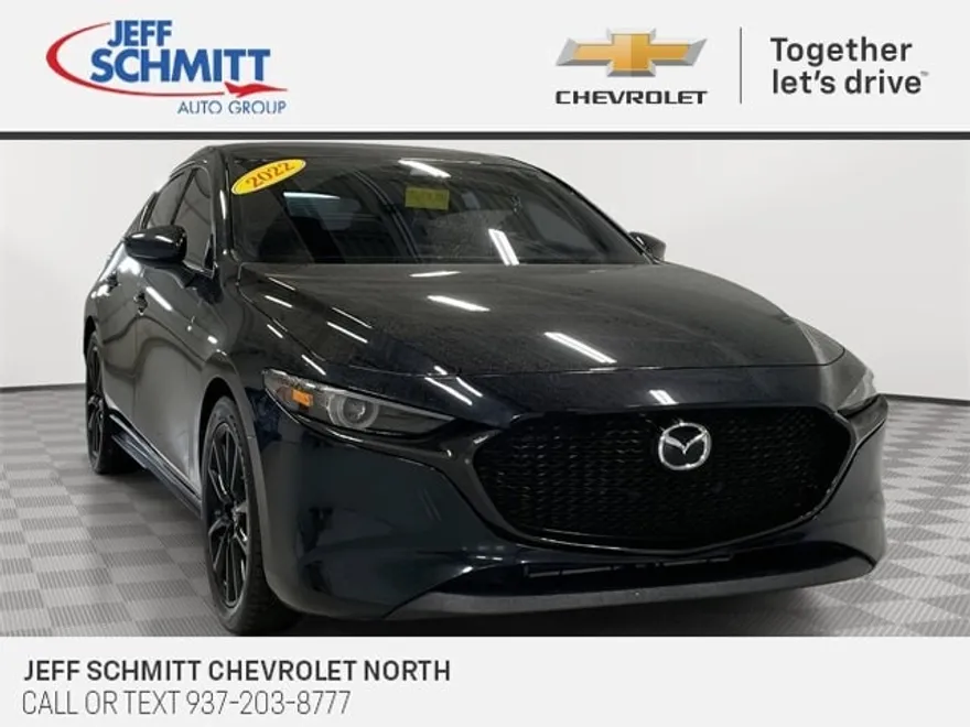 2022 Mazda Mazda3 Hatchback Premium photo 1