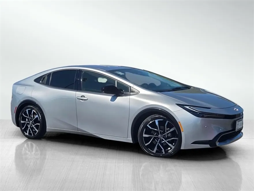 2023 Toyota Prius Prime XSE photo 1
