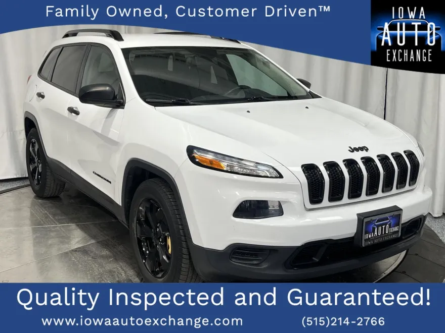 2017 Jeep Cherokee Altitude photo 1