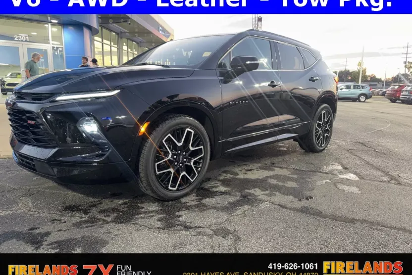 2023 Chevrolet Blazer RS photo 1