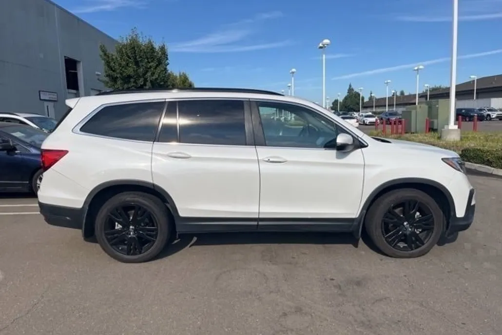 2022 Honda Pilot Special Edition photo 1
