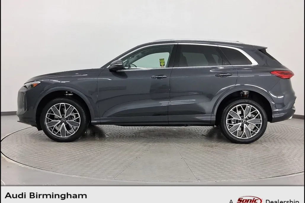 2025 Audi Q5 2.0T Premium Plus photo 1