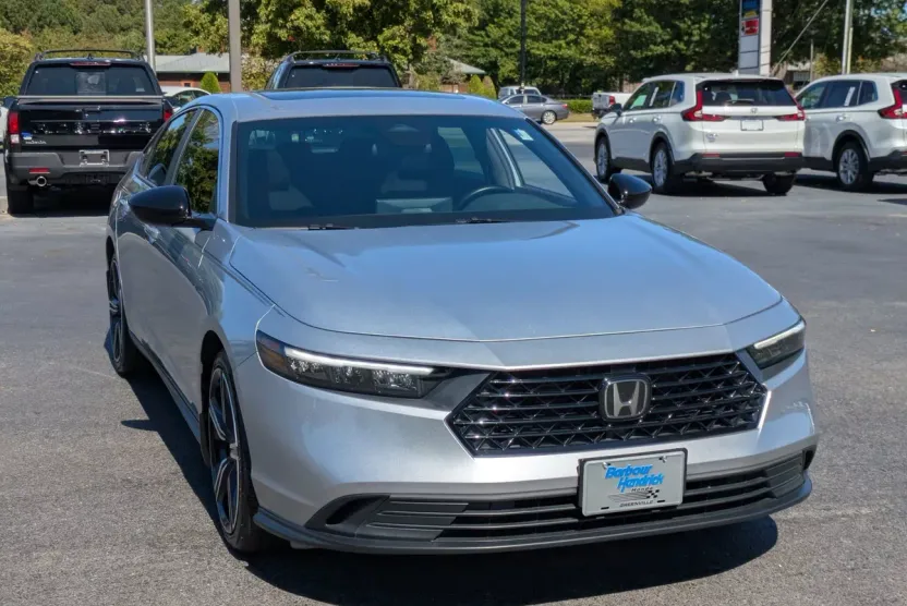 2024 Honda Accord Hybrid Sport photo 1