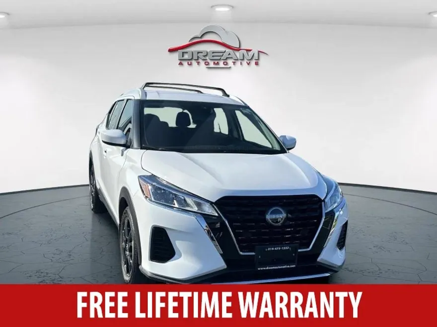 2024 Nissan Kicks SV photo 1
