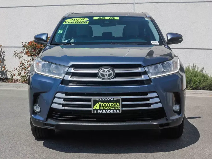 2019 Toyota Highlander Limited photo 1