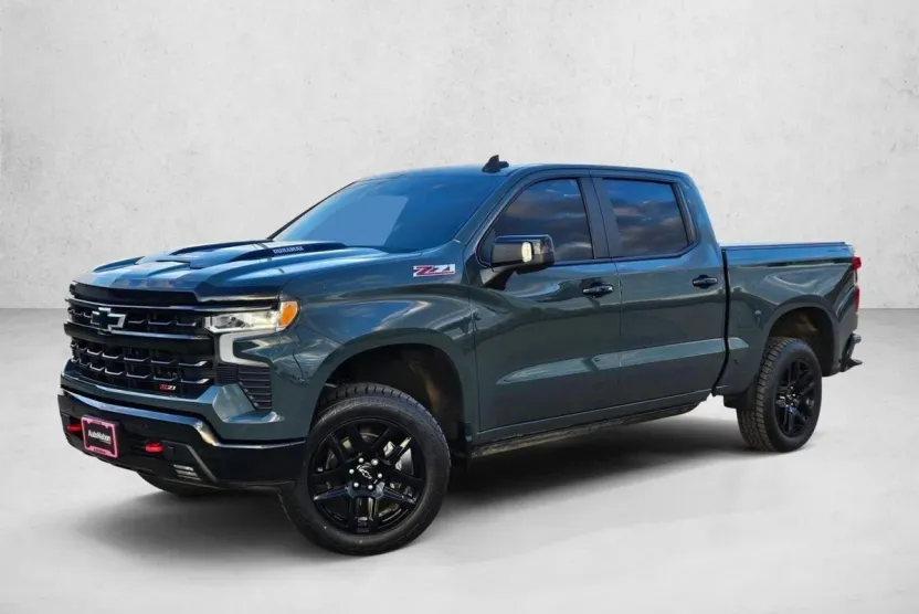 2025 Chevrolet Silverado 1500 LT Trail Boss photo 1