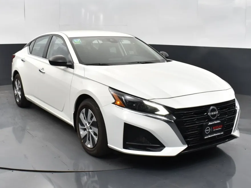 2025 Nissan Altima 2.5 S photo 1