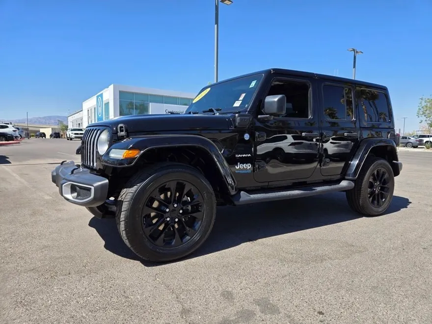 2021 Jeep Wrangler Unlimited Sahara 4xe photo 2