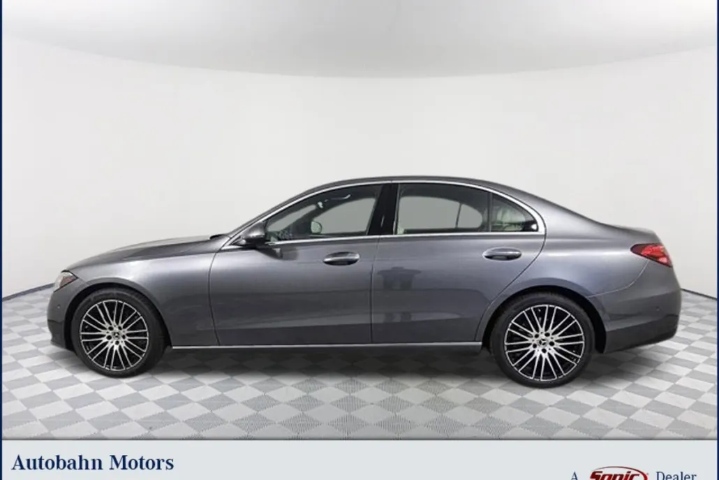 2025 Mercedes Benz C 300 4MATIC Sedan photo 1
