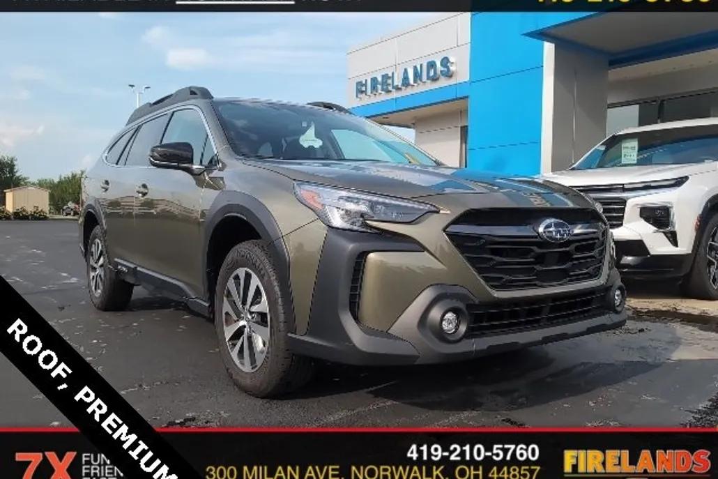 2023 Subaru Outback Premium photo 1