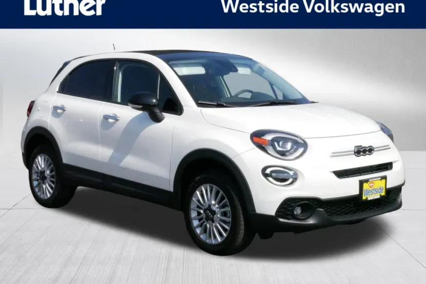 2023 Fiat 500X Pop Sport photo 1
