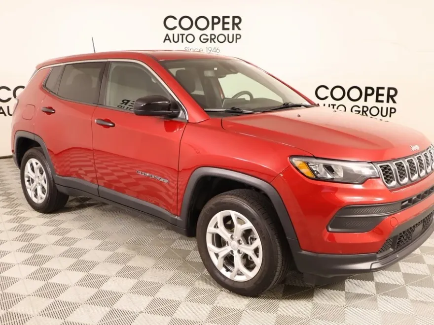 2024 Jeep Compass Sport photo 1