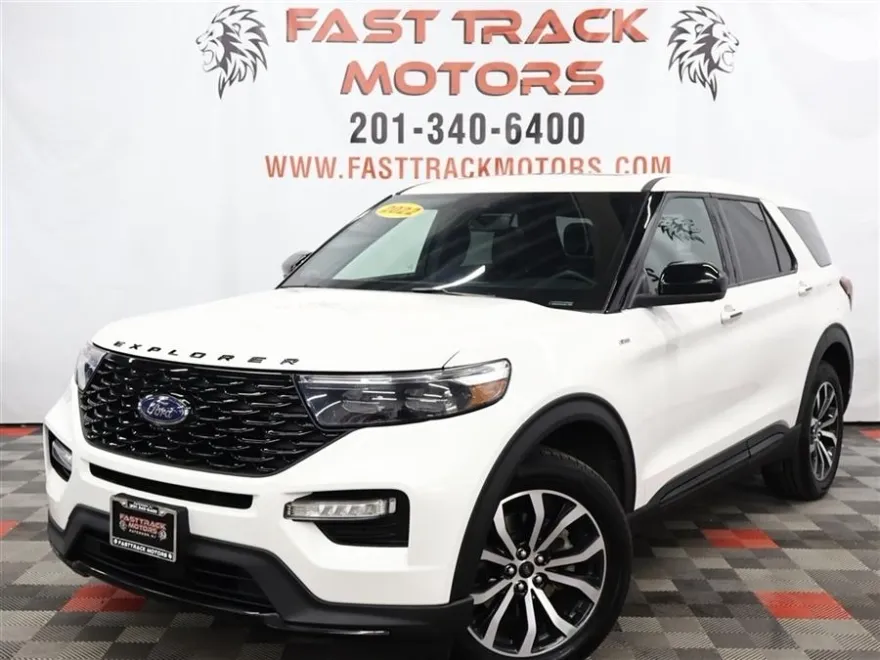 2022 Ford Explorer ST-Line photo 1