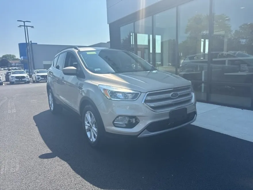 2018 Ford Escape SE photo 1