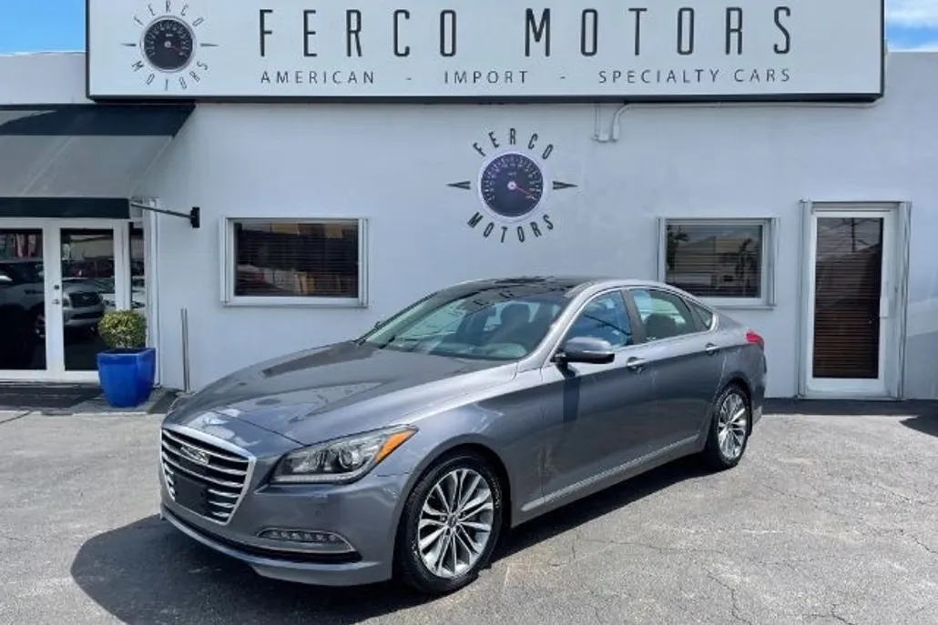 2016 Hyundai Genesis 3.8 photo 1