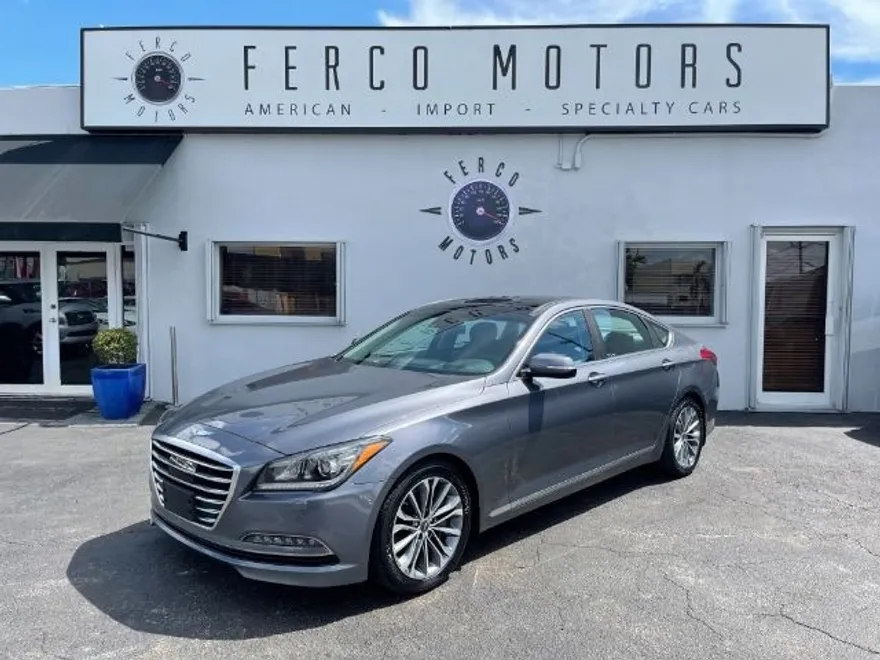 2016 Hyundai Genesis 3.8 photo 1
