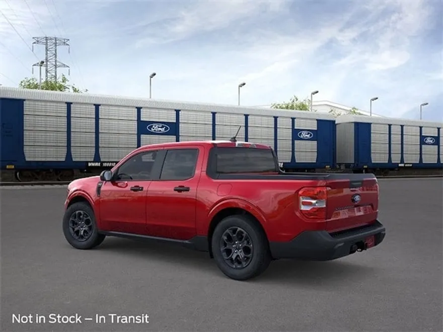 2025 Ford Maverick XLT photo 1