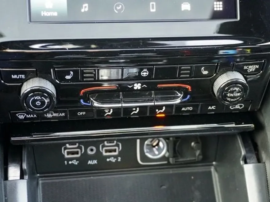2025 Jeep Grand Cherokee Altitude photo 20