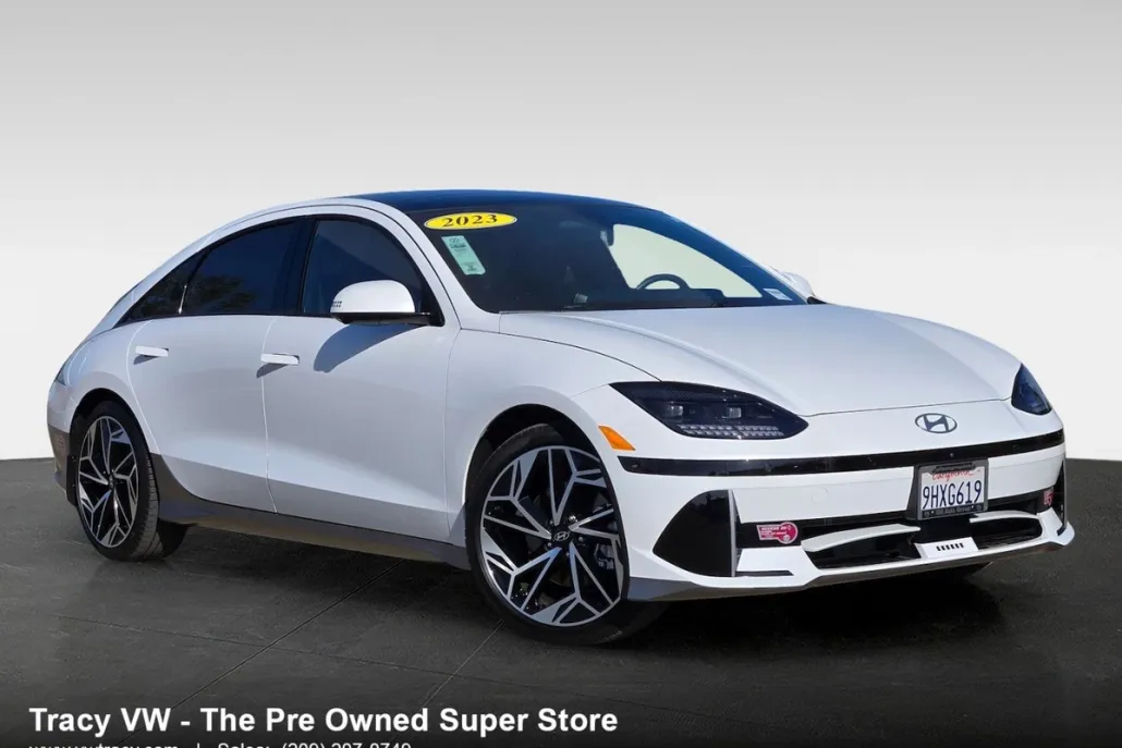 2023 Hyundai Ioniq 6 Limited photo 1