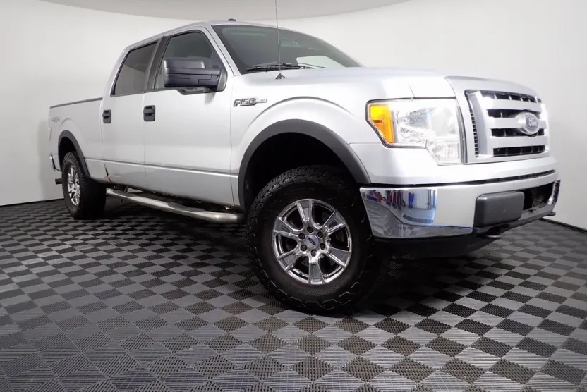 2012 Ford F-150 XLT photo 1