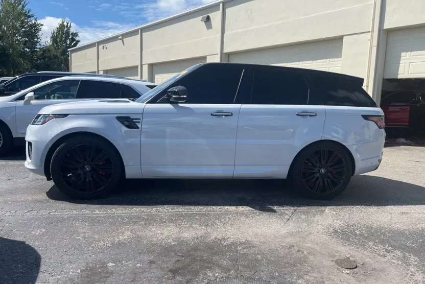2020 Land Rover Range Rover Sport HSE Dynamic photo 1