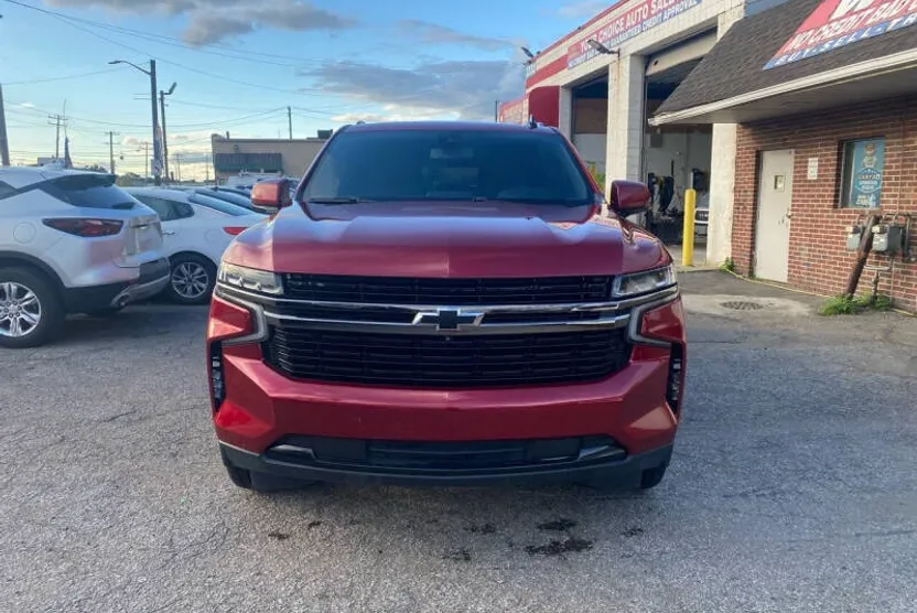 2021 Chevrolet Suburban RST photo 1