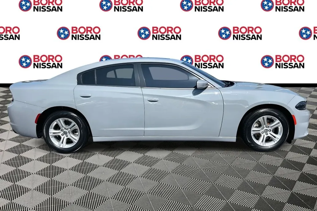 2021 Dodge Charger SXT photo 1