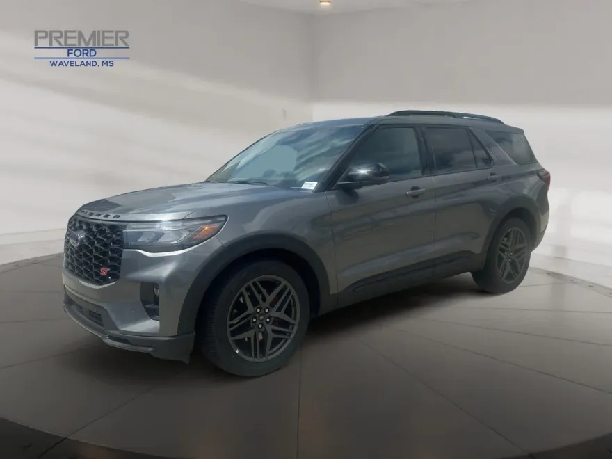 2025 Ford Explorer ST photo 1
