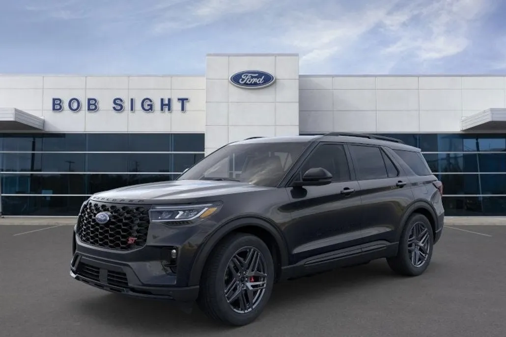 2025 Ford Explorer ST photo 1