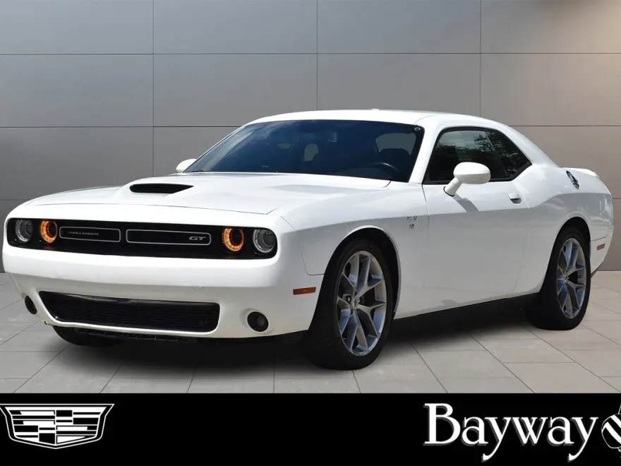 2022 Dodge Challenger GT photo 1
