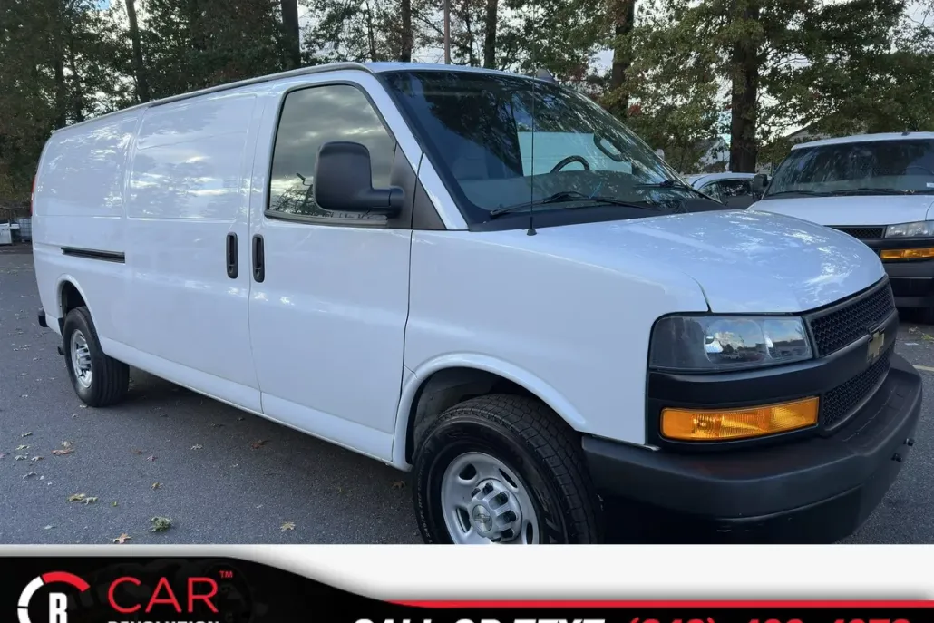 2023 Chevrolet Express Cargo Van 2500 photo 1