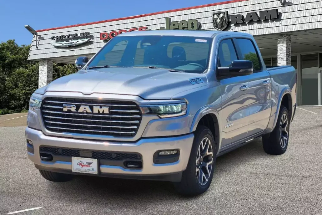 2025 Ram 1500 Laramie photo 1
