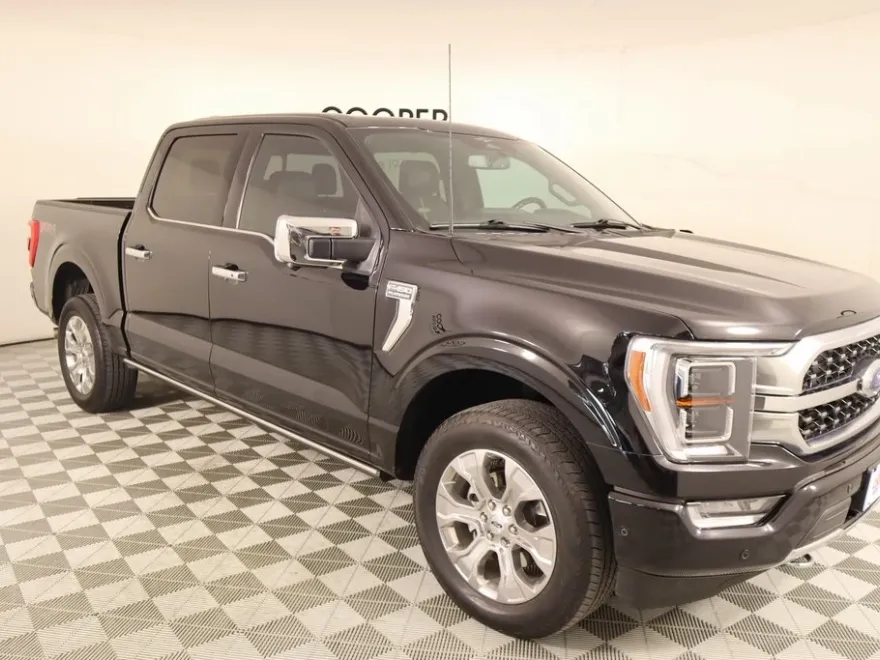 2023 Ford F-150 Platinum photo 1