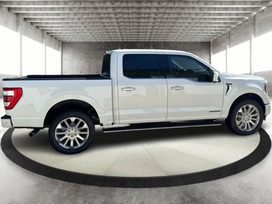 2022 Ford F-150 Limited photo 1