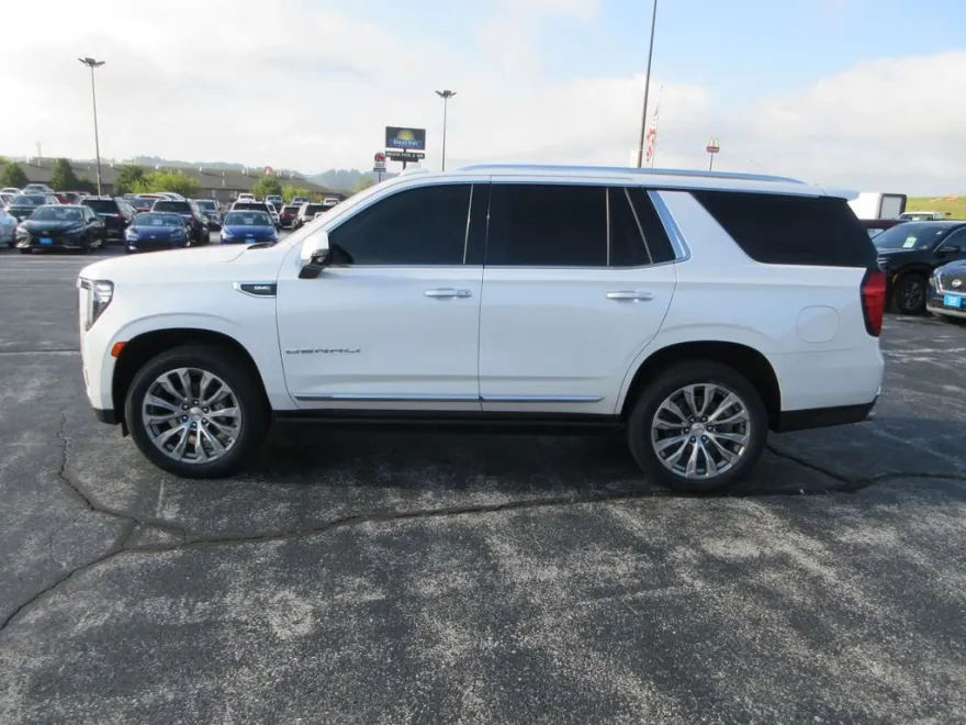 2021 Gmc Yukon Denali photo 1