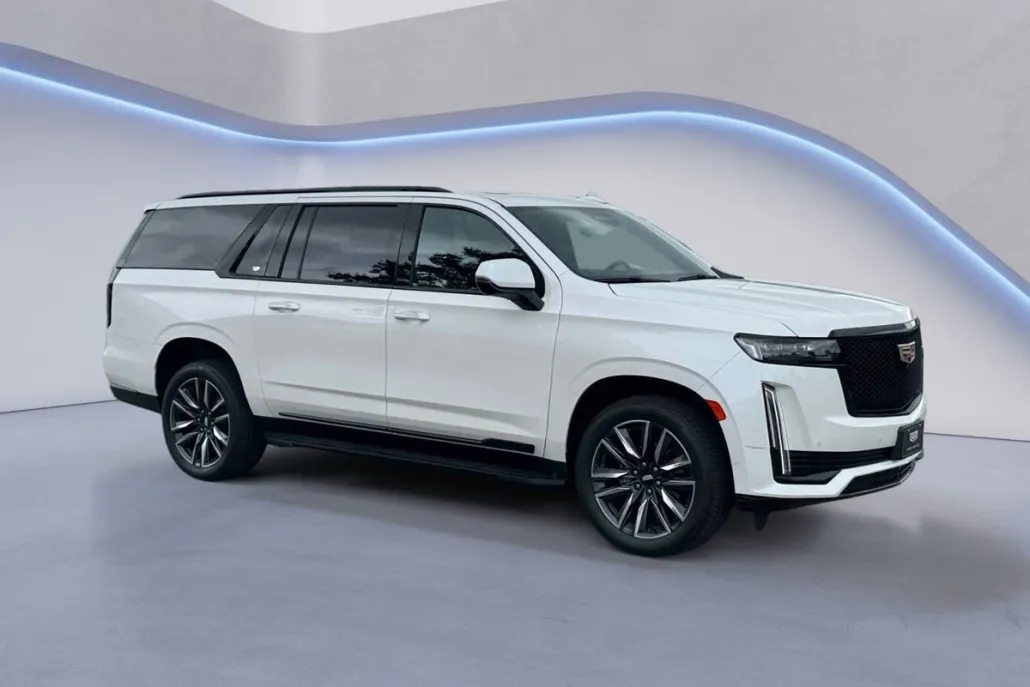 2021 Cadillac Escalade ESV Sport photo 1