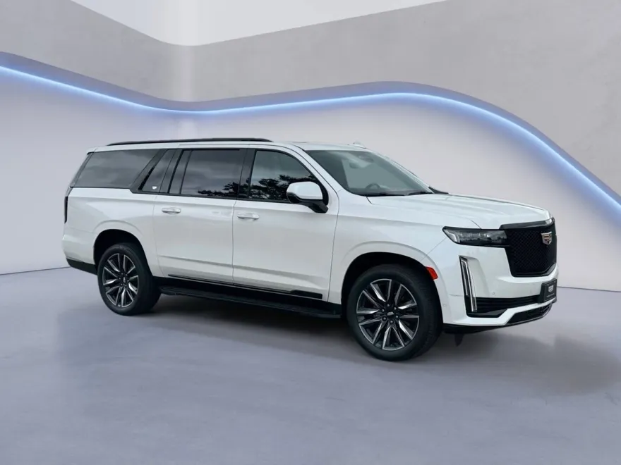 2021 Cadillac Escalade ESV Sport photo 1
