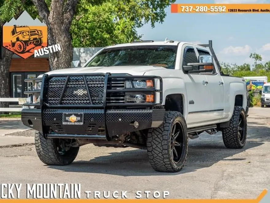 2015 Chevrolet Silverado 2500HD High Country photo 1