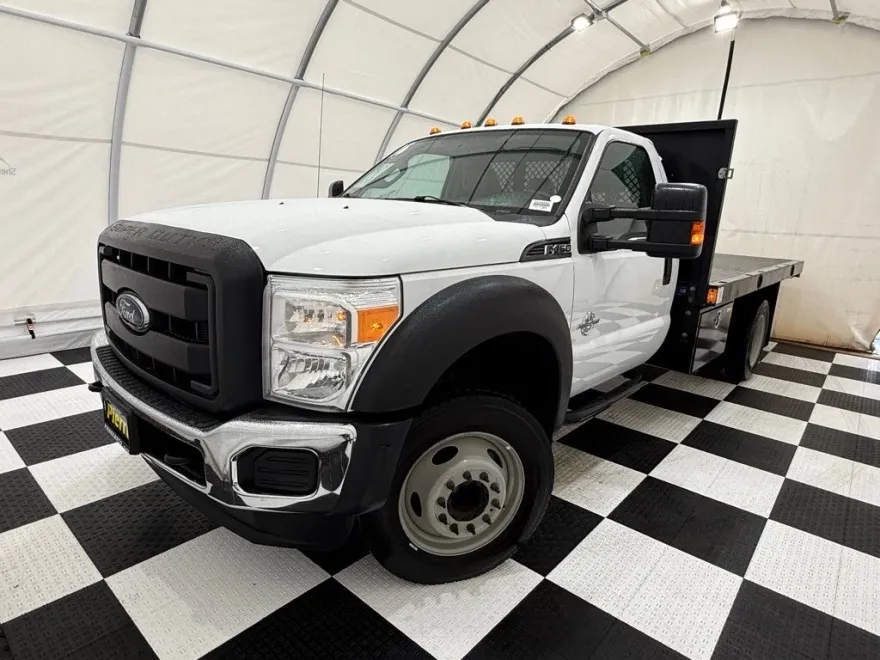 2016 Ford F-450 XLT photo 1