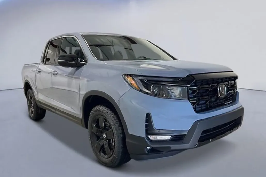 2026 Honda Ridgeline Black Edition photo 1